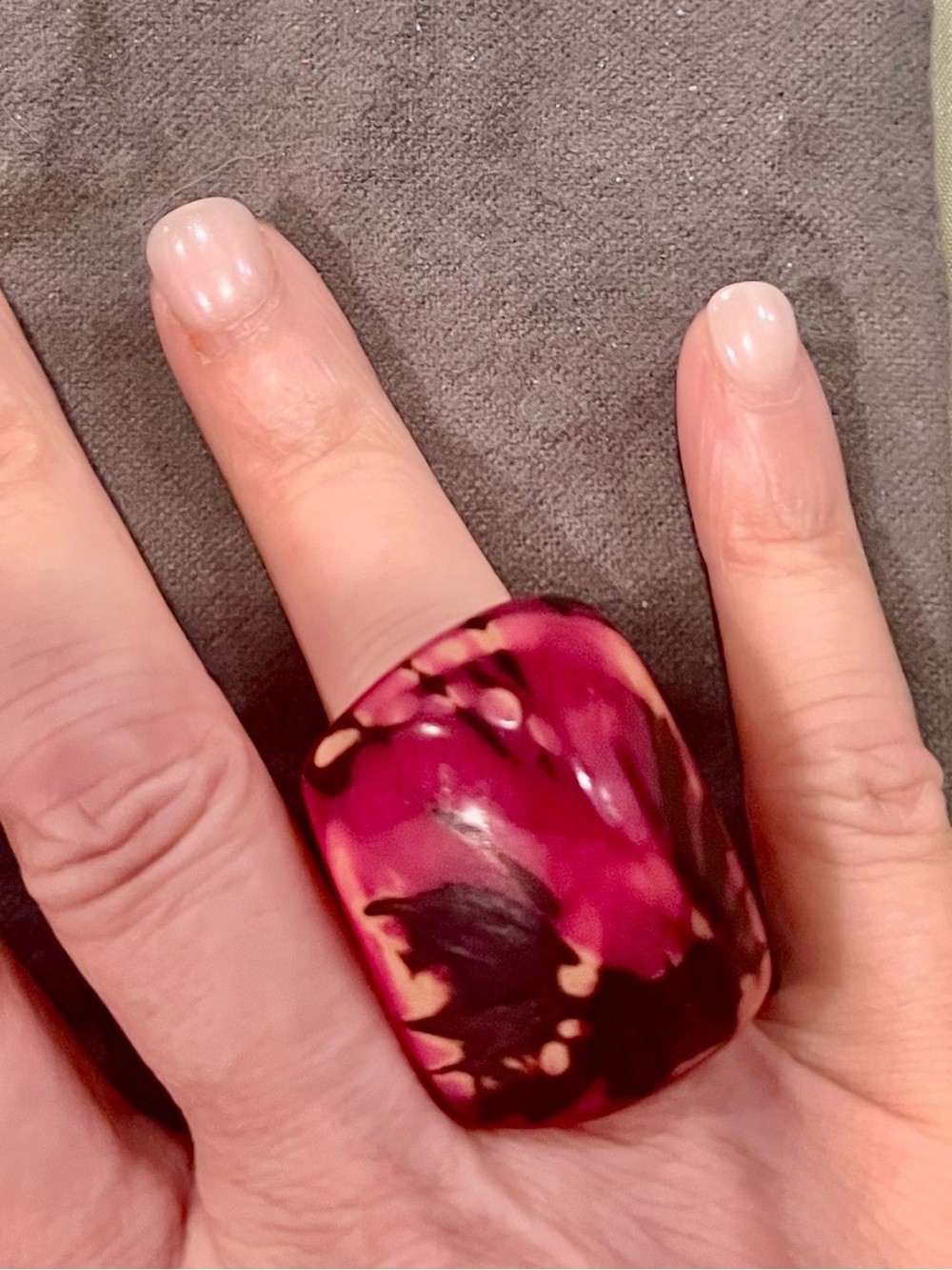 Chunky Hand-carved Statement Ring in Burgundy Pink